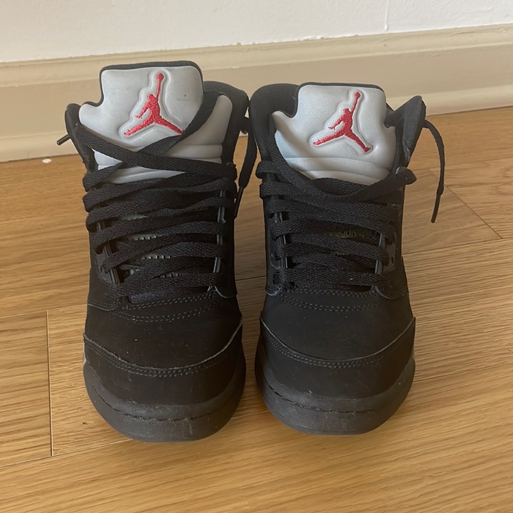 Air Jordan 5’s size 5.5